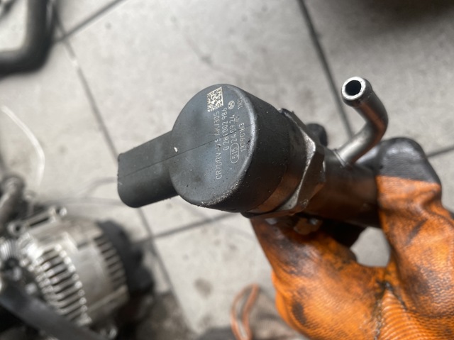 Регулятор давления в топливной рейке 0281002986 BOSCH