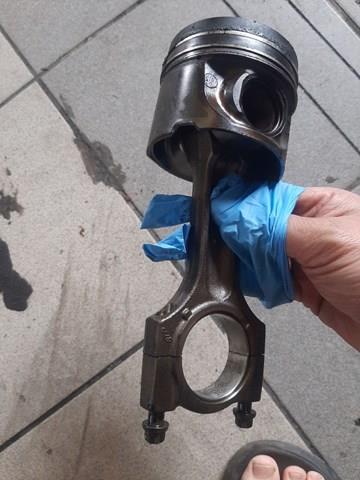 Поршня на 1 цилиндр, STD 11257792745 BMW