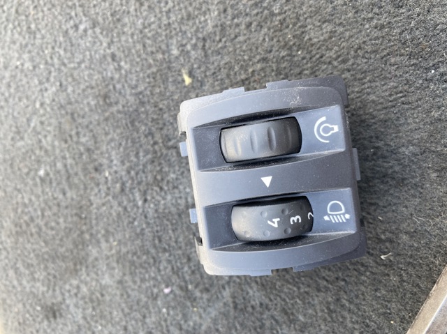 Кнопка корректора фар 251900567R RENAULT