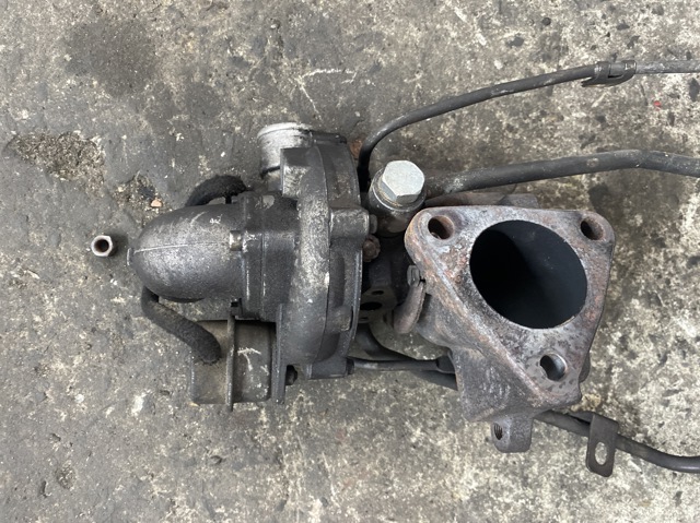 Турбоком 2820042600 HYUNDAI