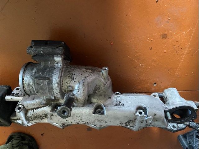 Коллектор впускной 2831027410 HYUNDAI