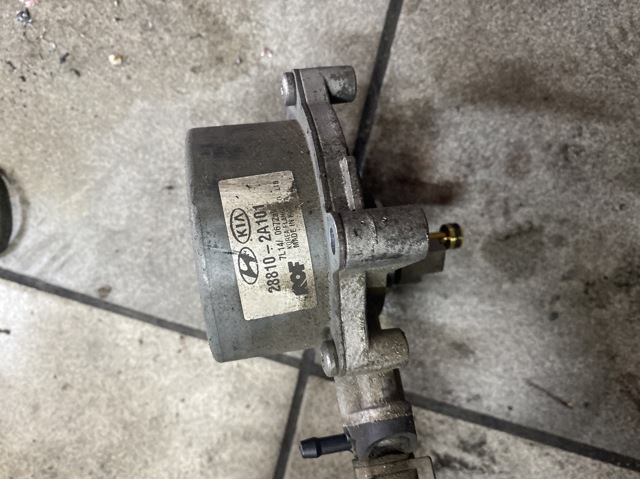 Вакуумный насос 288102A101 HYUNDAI