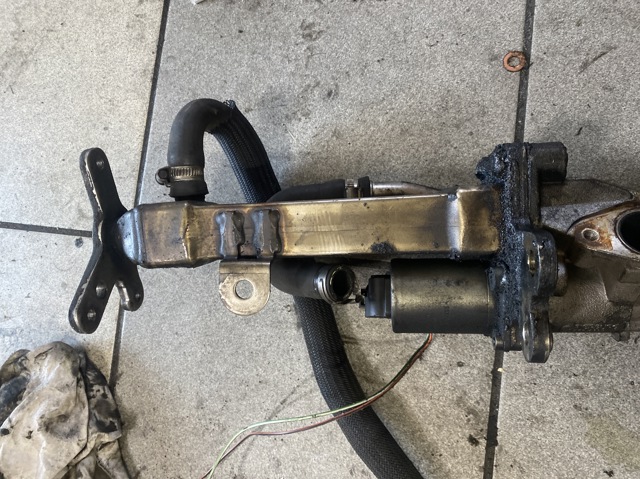 Клапан рециркуляции отработавших газов EGR 30637142 VOLVO