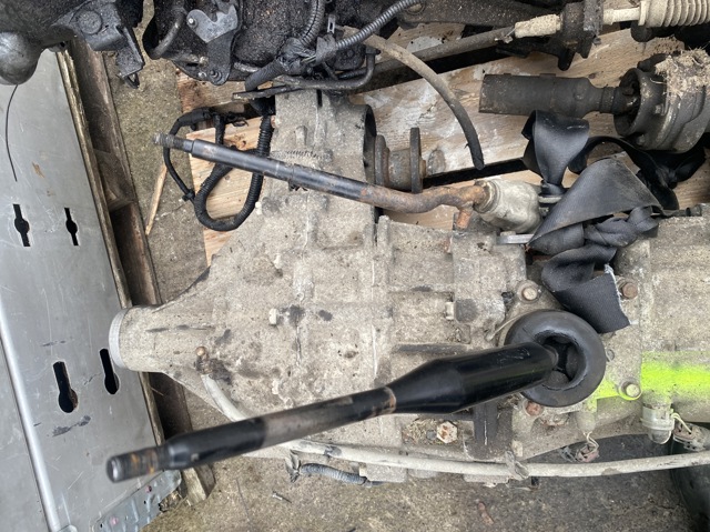 Механическая коробка передач 33103G2340 NISSAN