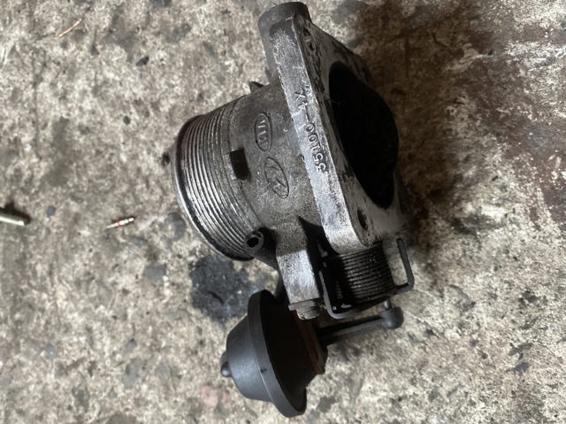 Дроссельная заслонка в сборе 351004X HYUNDAI