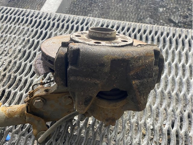 Супорт тормзной 410111495R RENAULT