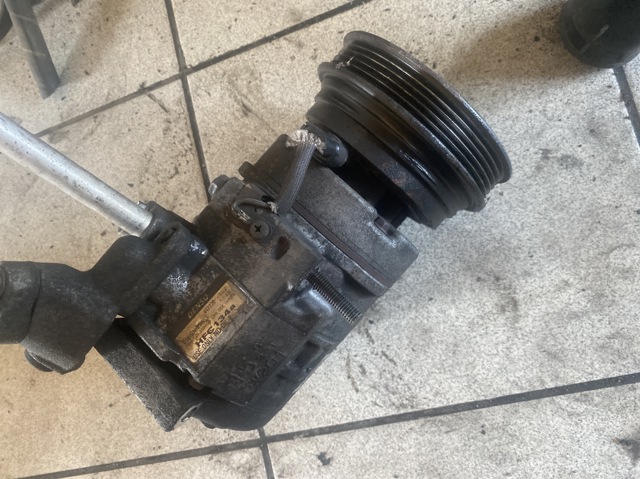 Насос кондиционера 4472204302 TOYOTA
