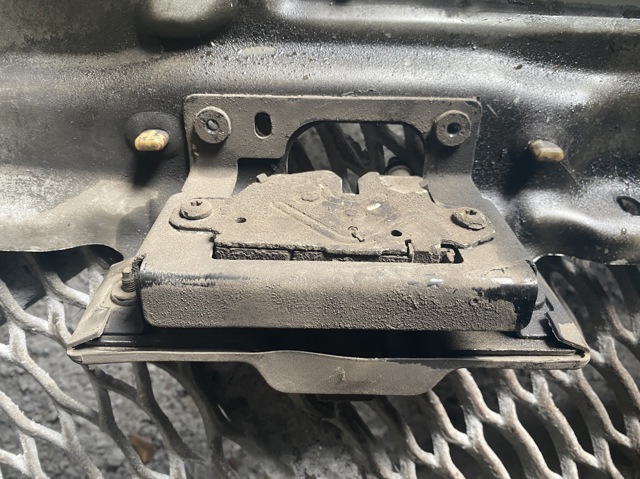 Замок крышки капота Форд Транзит-Коннект TOURNEO