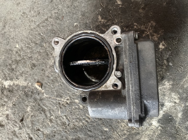 Блок дроссельной заслонки Audi Q5