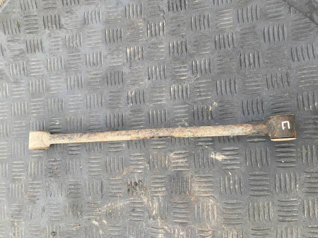 Поперечная тяга задней подвески 551218H510 NISSAN