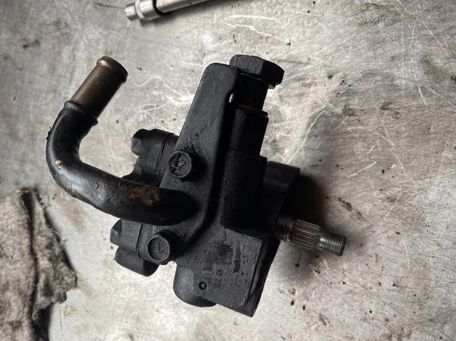 Помпа ГУР 571004A050 HYUNDAI