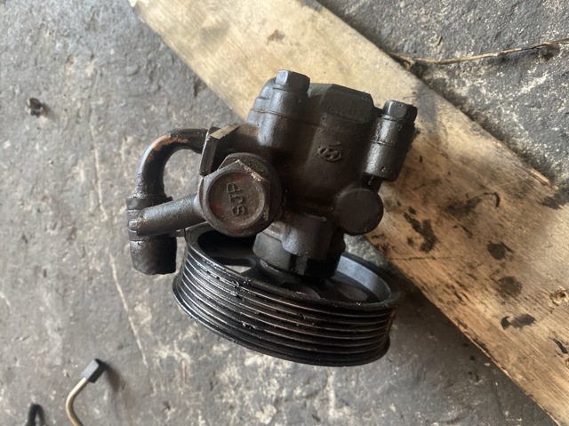 Помпа ГУР 571004A850 HYUNDAI