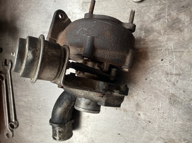 Турбонаддув 8200332125 RENAULT