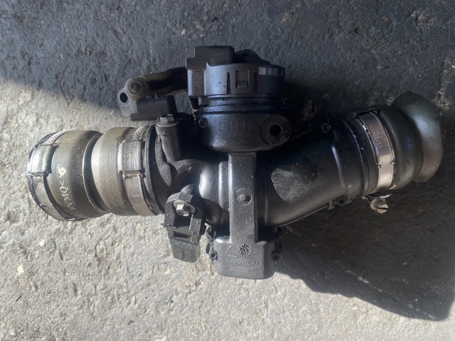 Блок дроссельной заслонки 9658793980 PEUGEOT