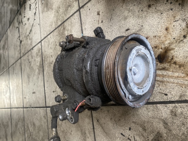 Компрессор системы кондиционирования 977011D500 HYUNDAI