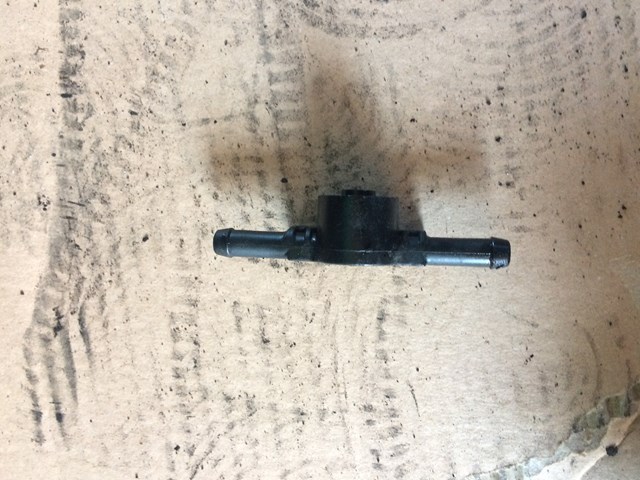 Обратный клапан топлива Mercedes Sprinter 1 2-t