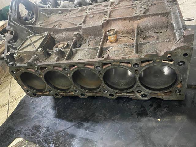 6120101205 MERCEDES Блок цилиндров двигателя купить в Черкассы