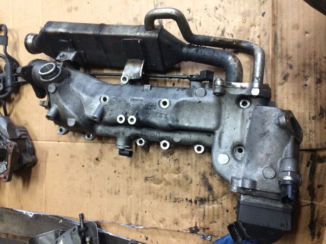 Радиатор системы EGR A6421400275 MERCEDES