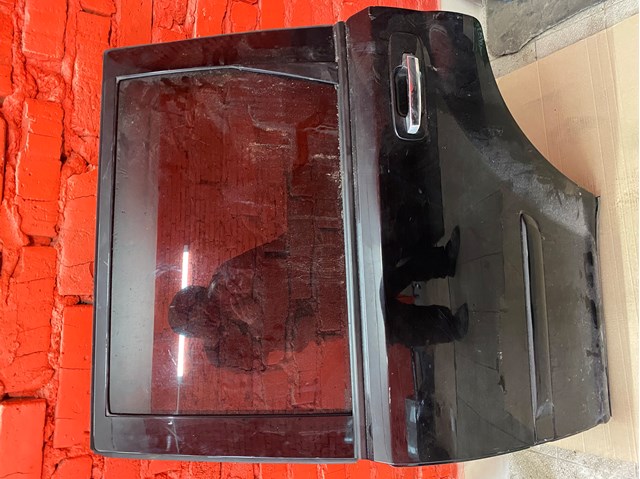 Задняя левая дверь H21018H7MM NISSAN