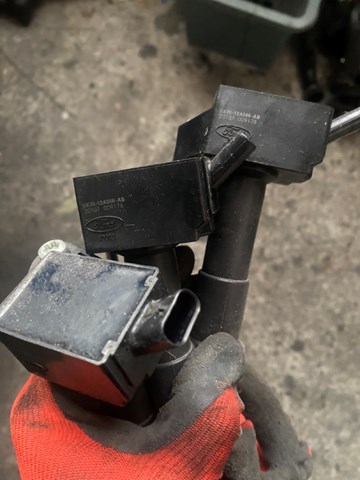 Катушка зажигания HX7Z12029A FORD