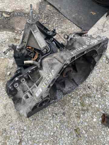 Ручная коробка передач JR5318 NISSAN