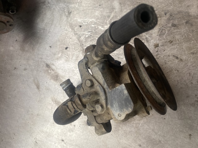 ГУР руля MB636903 MITSUBISHI