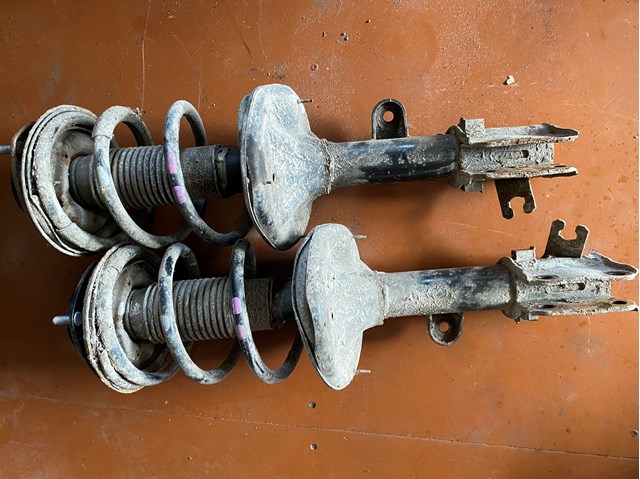 Стойка передняя левая S546512E500 HYUNDAI