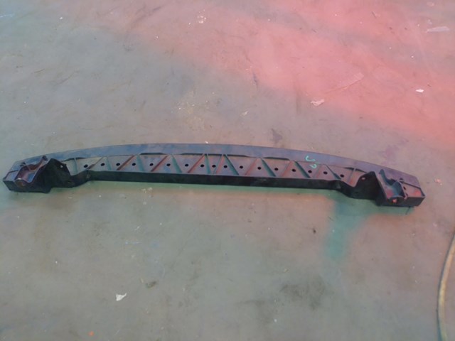 Шина бампера переднего 5M0807093B VAG