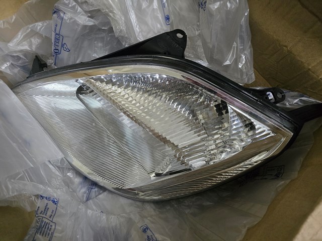 Фары 2S6X13W030DE FORD