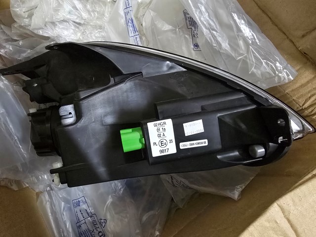 2S6X13W030DE Левая фара купить Львов