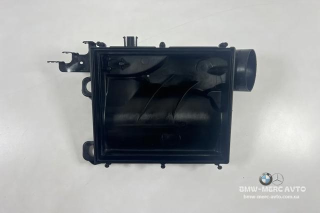 13717583713 BMW Корпус воздушного фильтра купить в Днепр