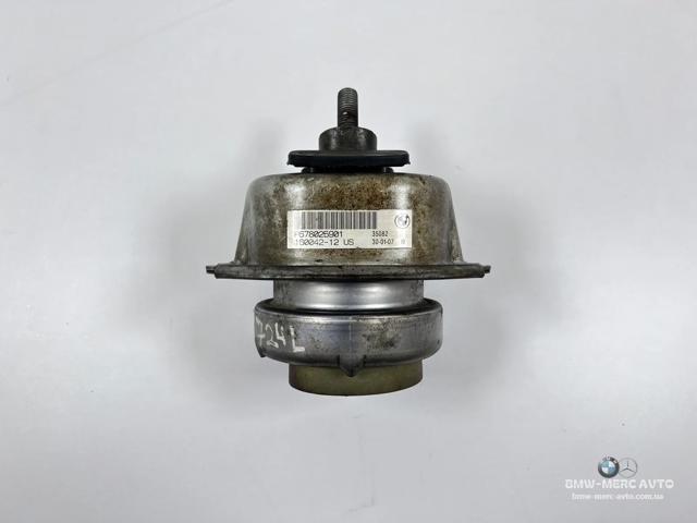 Подушка (опора) двигателя, левая 22116780259 BMW