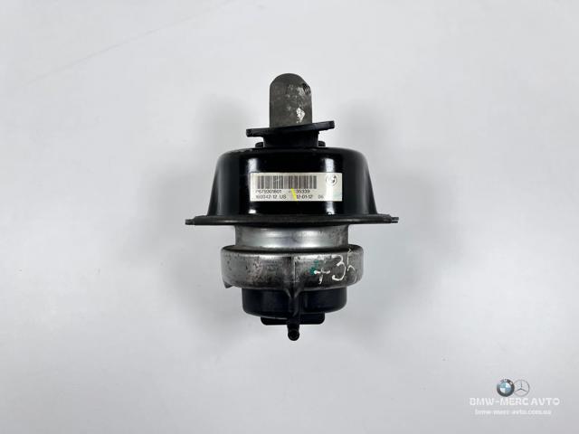 22116793018 BMW Подушка (опора) двигателя правая купить в Черкассы