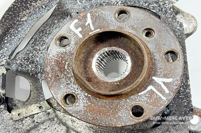31216773783 BMW Цапфа (поворотный кулак) передний левый купить в Днепр