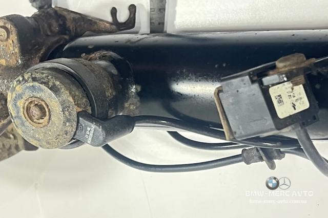 Амортизатор подвески передний левый 37116863174 BMW