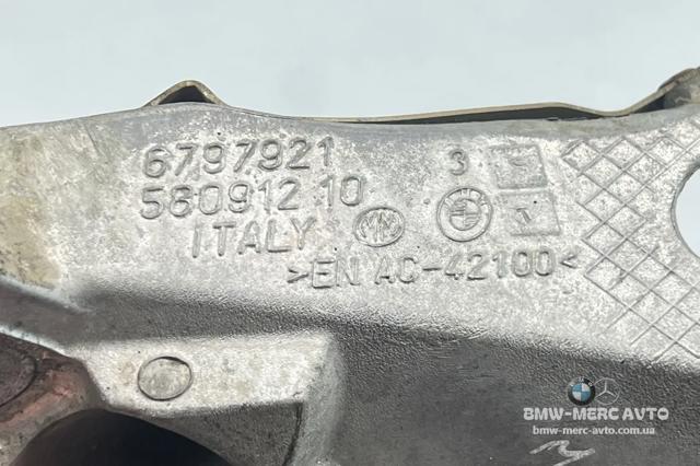 6797921 BMW Кронштейн подушки (опоры) двигателя правой купить в Чернигов