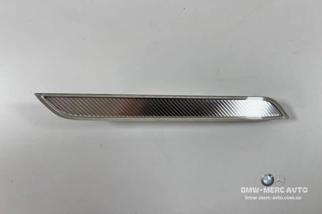 Катафот передний правый 7187088 BMW