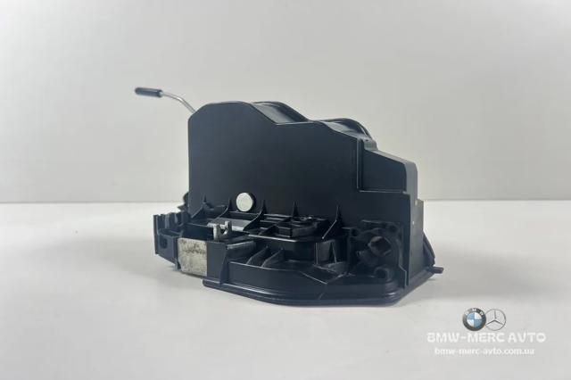 Замок передней левой двери 7202143 BMW