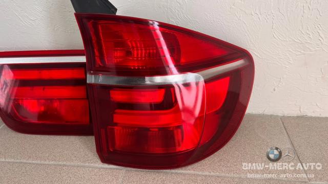 Задний правый внешний фонарь 7227792 BMW