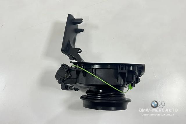 Заливная горловина бензобака 7297904 BMW
