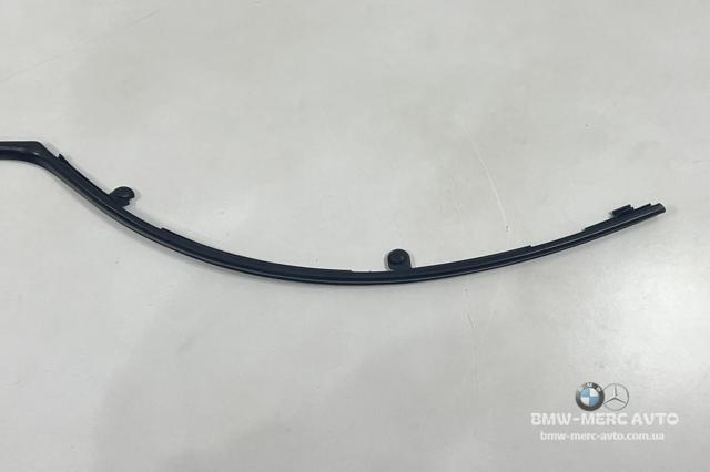 Уплотнитель задней двери 7305545 BMW