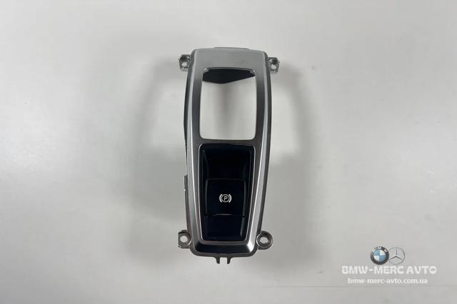 Клавиша электромеханического стояночного тормоза 9156133 BMW