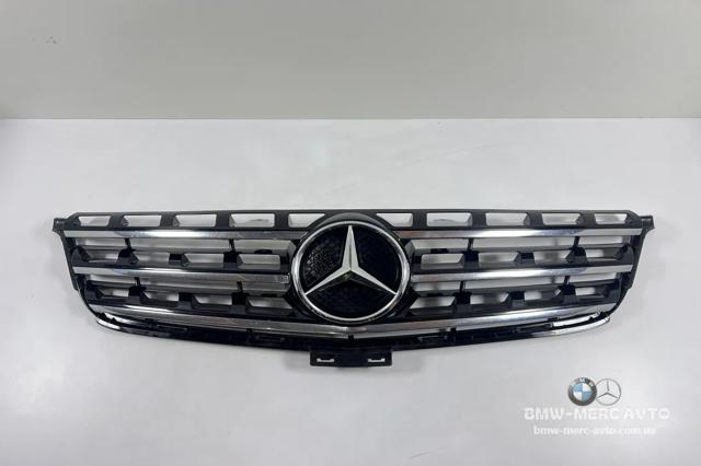 MERCEDES A0008880060 Кронштейн эмблемы решетки радиатора в наличии Кривой Рог