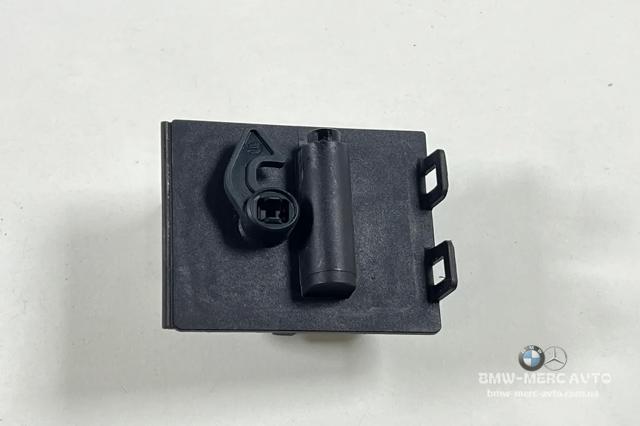 0038203297 MERCEDES Мотор-привод открытия лючка бака купить в Ровно