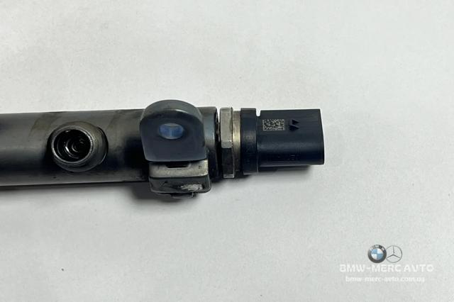 Регулятор давления в топливной рейке A0061537828 MERCEDES