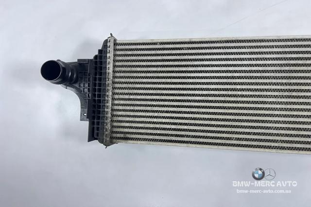 Охладитель наддувочного воздуха A1645001900 MERCEDES
