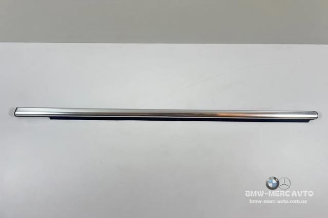 MERCEDES A1646907380 Уплотнитель стекла передней левой двери в наличии Винница