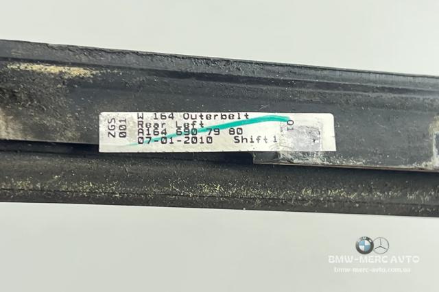 Молдинг опускного стекла двери задней, левой A1646907980 MERCEDES
