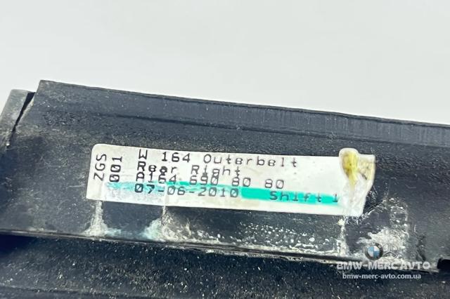 A1646908080 Молдинг опускного стекла двери задней правой купить Житомир