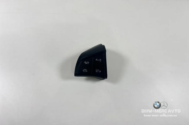 Кнопка включения обогрева руля A1648207910 MERCEDES